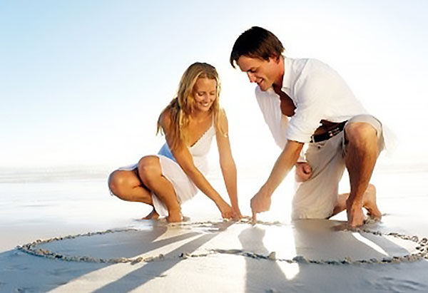 Honeymoon Packing List for Romantic Beach Getaways