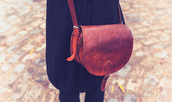 Cross Body Purses: The Best Travel Shoulder Bags for Women