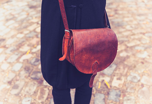 Cross Body Purses: The Best Travel Shoulder Bags for Women