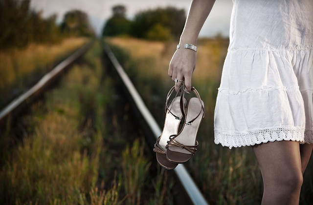 travel clothing for women travel shoes travel style 2 comments