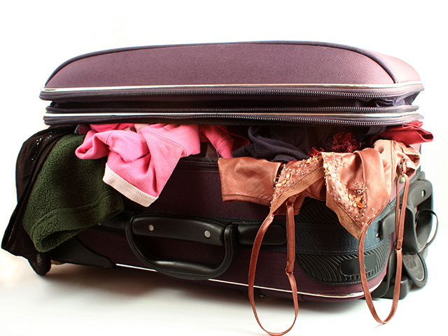 My Travel Capsule Wardrobe Packing Tips - Blonde Bedhead