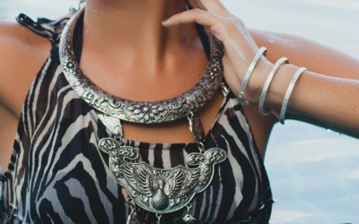 Metallic Clothing and Accessories: 2016 Trends to Add to Your Travel Wardrobe