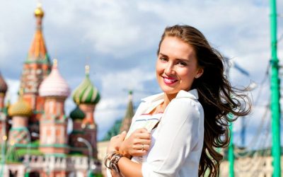 What to Pack for Russia in Summer: Day to Night Style