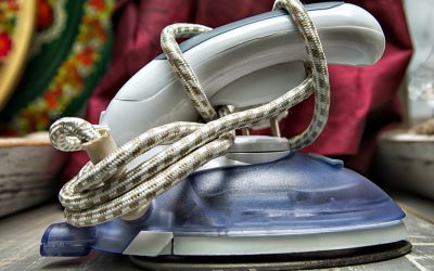 What’s the Best Travel Iron? These Are the Top 10 Picks