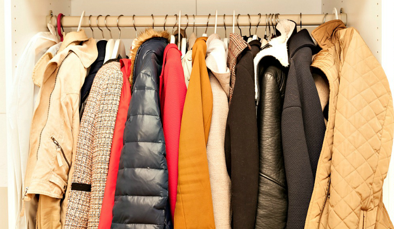 How to Pack Large Winter Jackets in a Suitcase