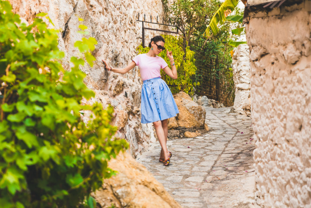 Best Travel Skirts: Choose the Length and Style to Suit You